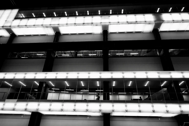 Vom Pariser Vorort in die Plattenbau-Siedlung: Theaterhaus adaptiert „La Haine“ für Lobeda