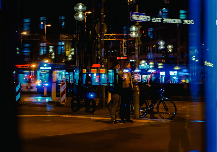 Eskalation im Stadtzentrum: Streit, Pfefferspray und Drogenfunde beschäftigen Jenaer Polizei