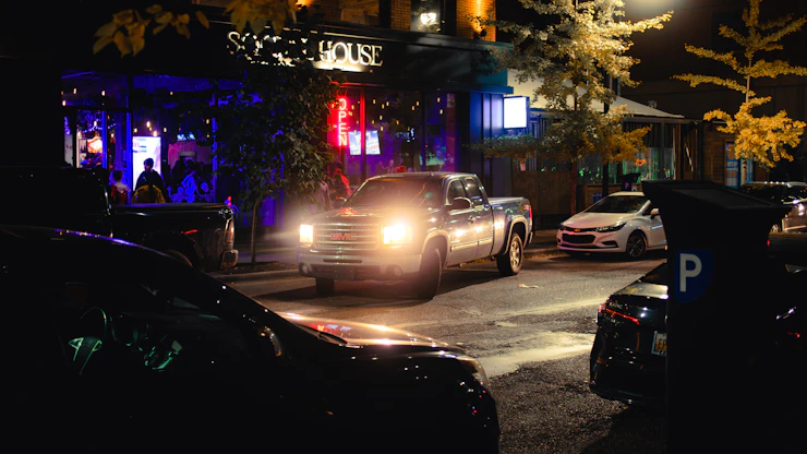 Aufmerksamer Nachbar stoppt Diebestour: Zwei Tatverdächtige in Jena gefasst