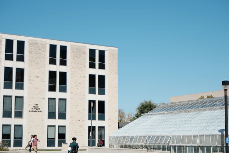 Millionen-Investitionen und Experten-Besuch: Uni Jena greift nach dem Exzellenz-Titel