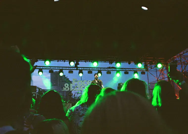 Symbolbild: Abschlusskonzert der Kulturarena 2026: Luiku bringt Trans-Karpaten-Beats nach Jena