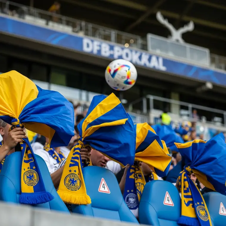 Symbolbild: Doppelpack von Anna Axer: U17 des FC Carl Zeiss Jena stürmt ins DFB-Pokal-Finale