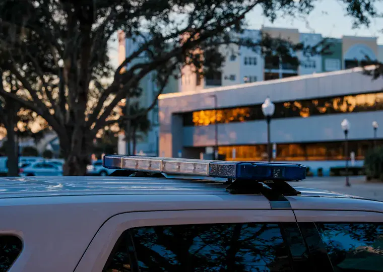 Symbolbild: Zeugen gesucht: Unfallflucht auf Baumarkt-Parkplatz in Jena Nord
