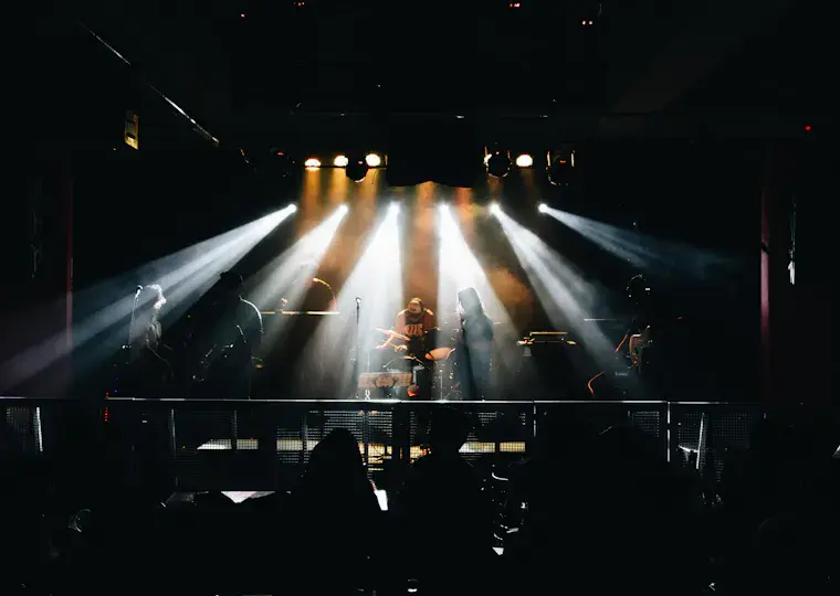 Symbolbild: Kombynat Robotron live in Jena: Konzert heute im Kulturbahnhof