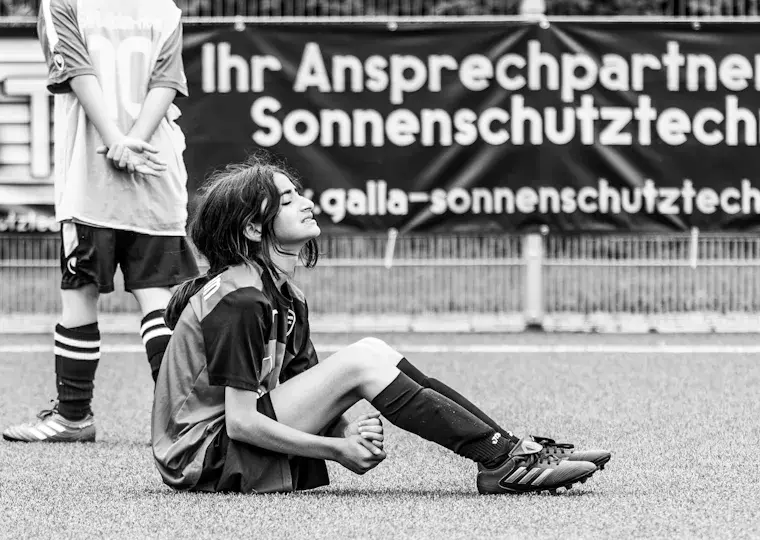 Symbolbild: Bittere Pleite: Abstieg von Carl Zeiss Jena nach 1:5 besiegelt