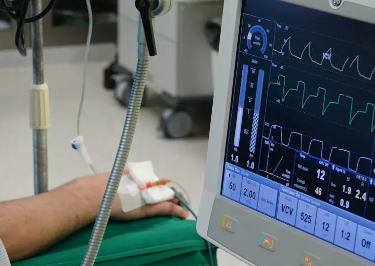 Symbolbild: Medizin-Premiere: UKJ Jena setzt erstmals neuartige Herz-OP mit Stoßwellentherapie ein