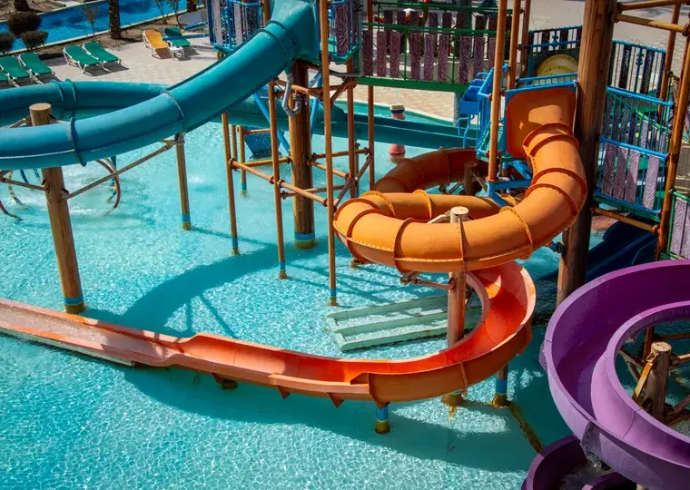 Symbolbild: Über 1.100 Badegäste feiern GalaxSea-Abschiedsparty vor Sanierung