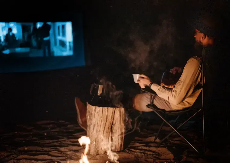 Symbolbild: Jena: Theresa Wolff zurück in der Filmarena am Theater