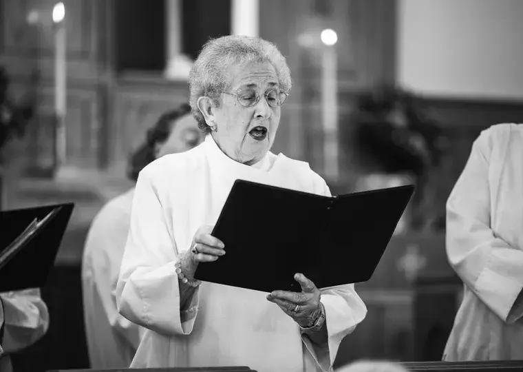 Symbolbild: Jena: Vesper „Musica femina“ in der Friedenskirche