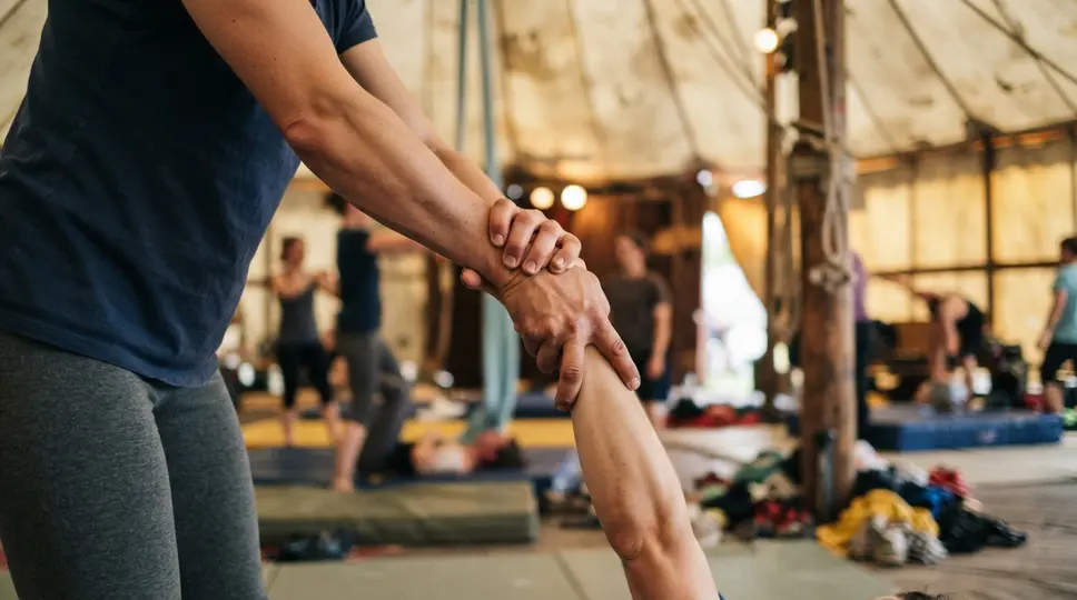 Symbolbild: Composé Festival 2026: Akrobatik-Workshop in Jena