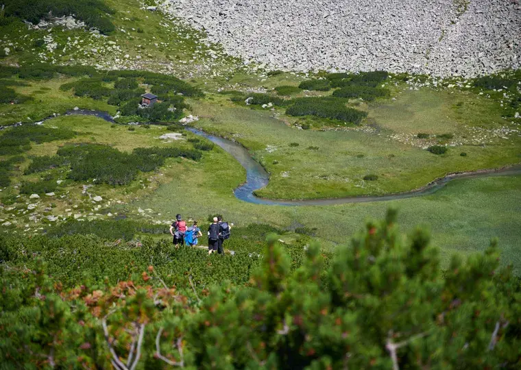 Symbolbild: Jenaer Jugend erklimmt die Neue Thüringer Hütte