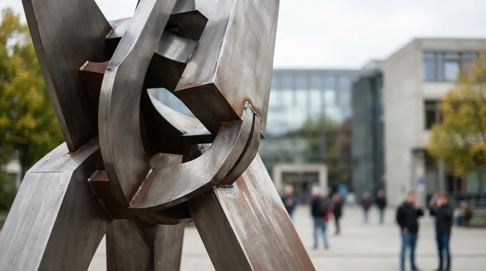 Symbolbild: 30 Jahre Stella-Skulpturen in Jena: Jubiläum gefeiert
