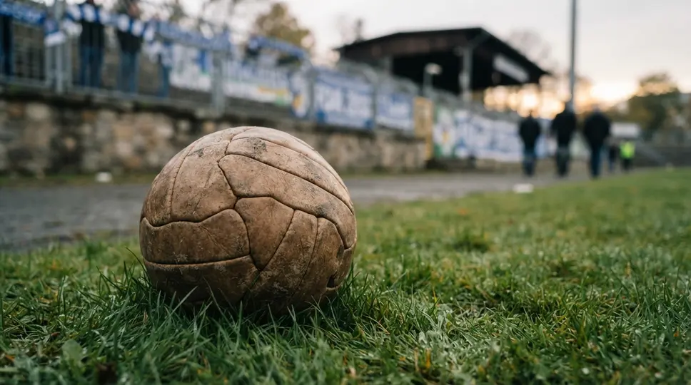 Symbolbild: Eberhard Vogel: DDR-Fußball-Legende mit Jena-Bezug verstorben